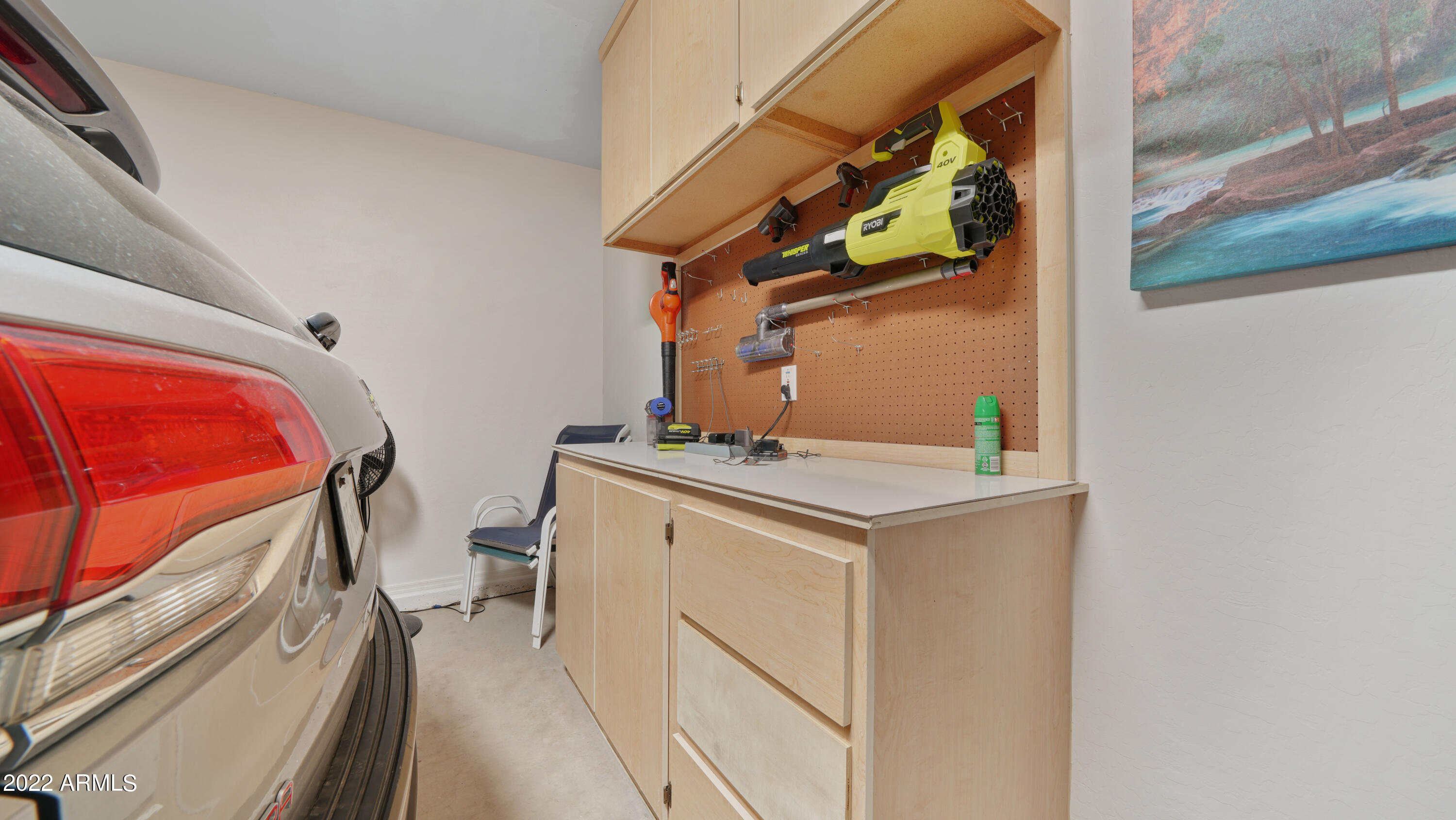 41436 North Clear Crossing Road Anthem, AZ 85086 - Photo 27 of 50 Interior Garage1