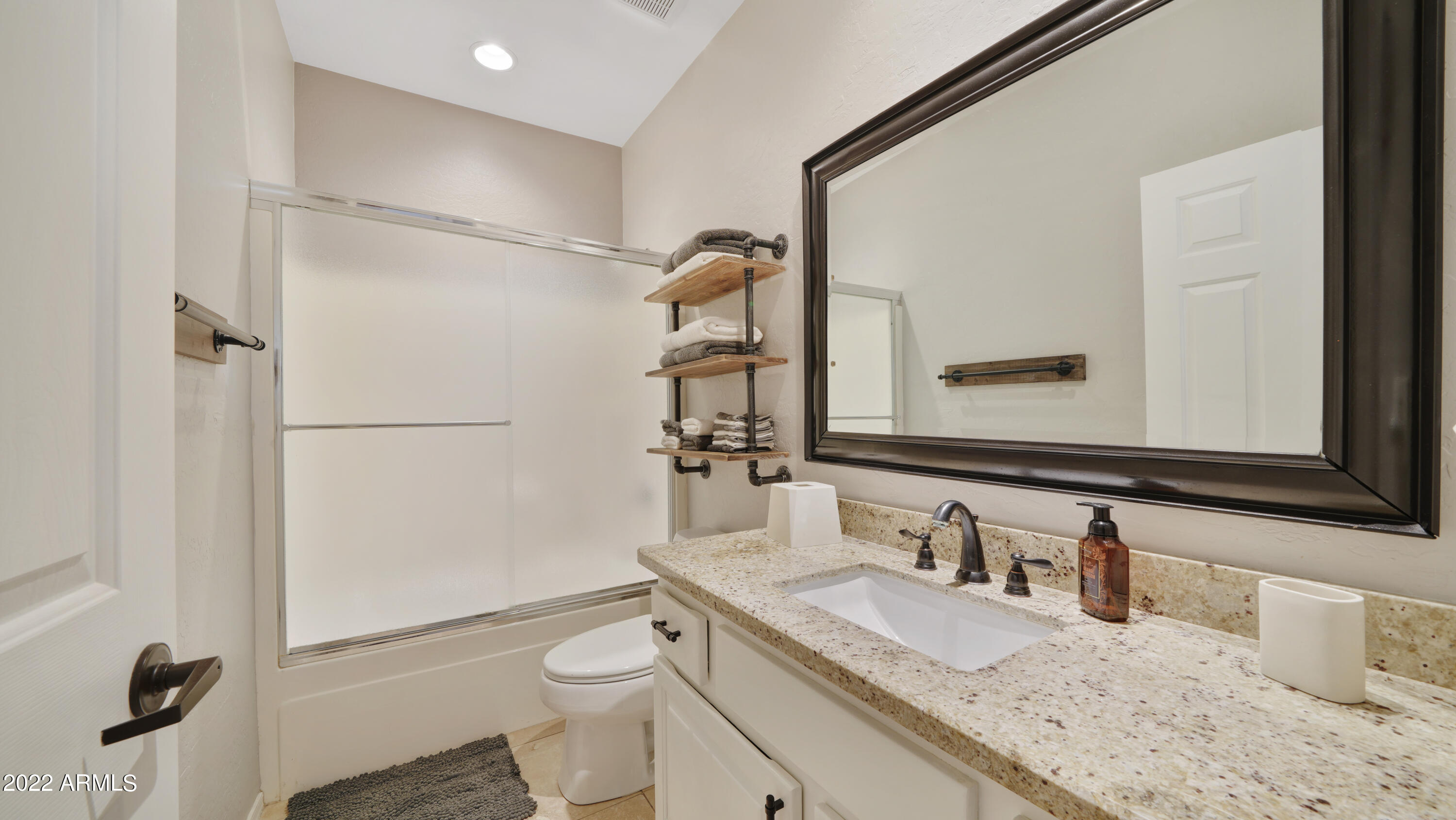 41436 North Clear Crossing Road Anthem, AZ 85086 - Photo 29 of 50 Interior Guest Bathroom