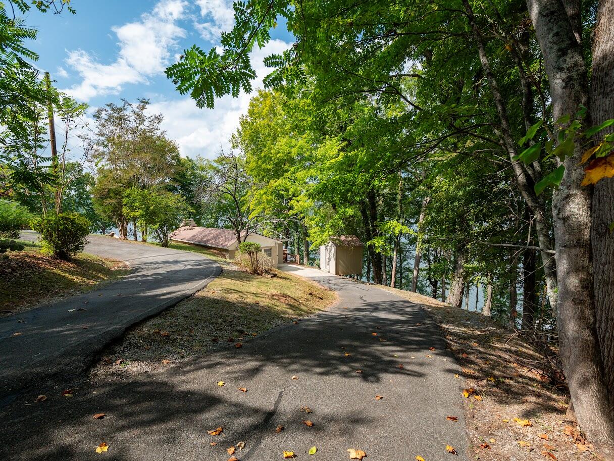 542 Sunset Hills Lane Spring City, TN 37381 - Photo 27 of 67 25