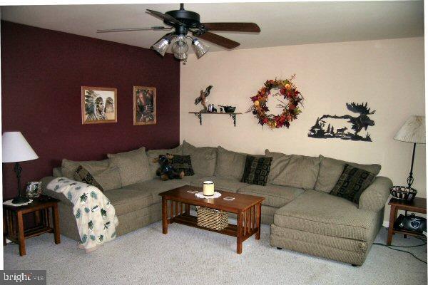 385 Musselman Road Fredericksburg, PA 17026 - Photo 5 of 14 Gallery Image 5
