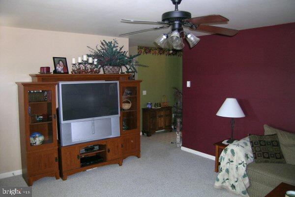 385 Musselman Road Fredericksburg, PA 17026 - Photo 6 of 14 Gallery Image 6