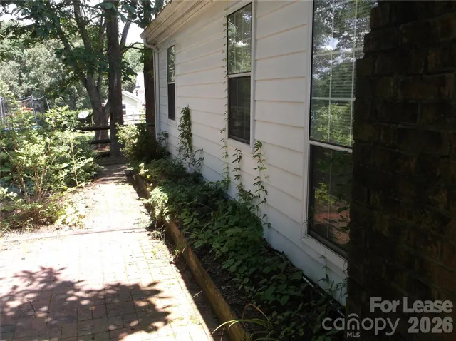 $1,995 | 8605 Golf Ridge Drive, Charlotte, NC 28277