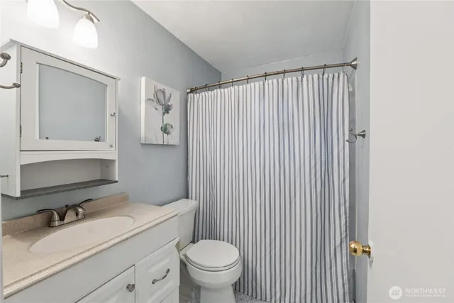 $675,000 | 20911 West Richmond Road, Bothell, WA 98021