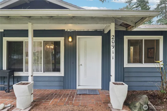 $675,000 | 20911 West Richmond Road, Bothell, WA 98021