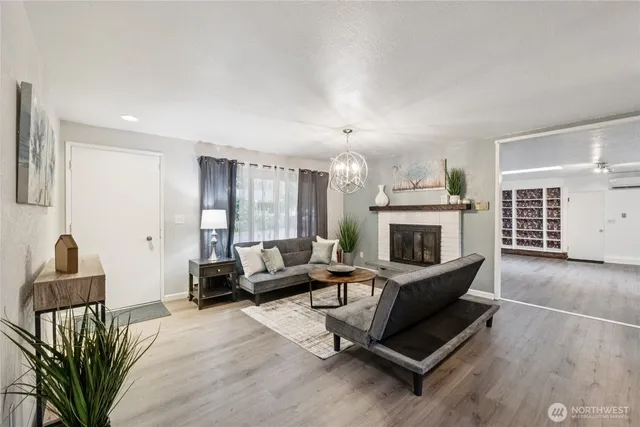 $675,000 | 20911 West Richmond Road, Bothell, WA 98021