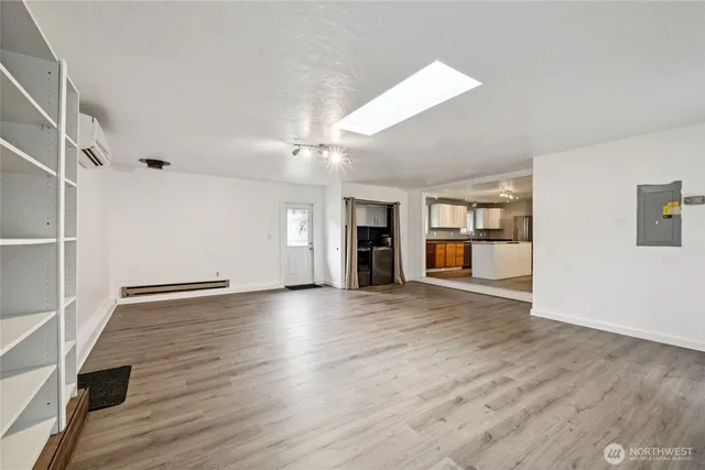 $675,000 | 20911 West Richmond Road, Bothell, WA 98021