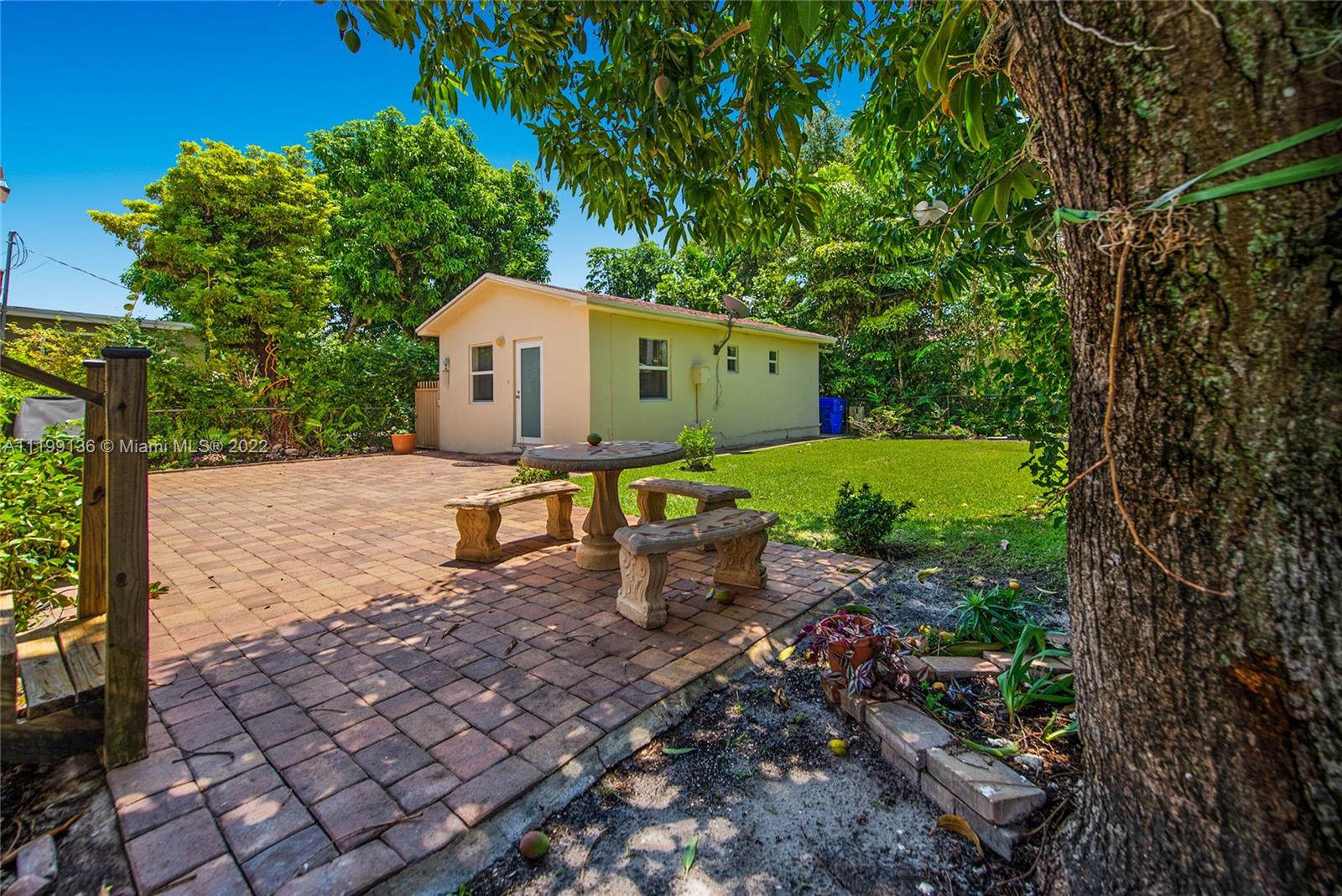 2350 Southwest 19th Street Miami, FL 33145 - Photo 18 of 23 Gallery Image 18