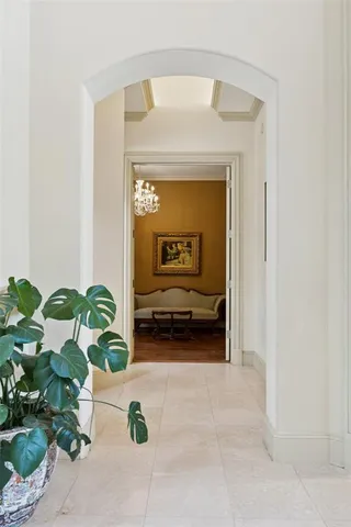 a view of livingroom with furniture