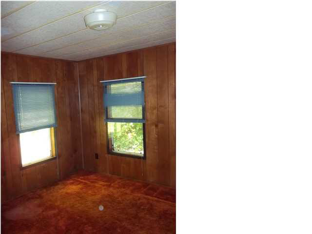 8121 Old State Road Evansville, IN 47710 - Photo 8 of 15