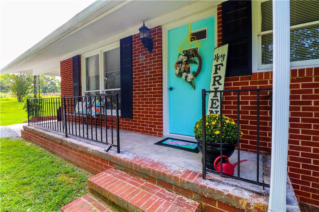 790 Williams Road Madison, NC 27025 - Photo 2 of 28 Gallery Image 2