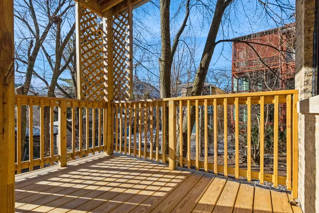 $2,350,000 | 1535 West Estes Avenue, Chicago, IL 60626