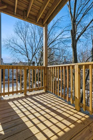 $2,350,000 | 1535 West Estes Avenue, Chicago, IL 60626