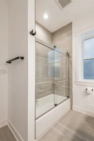 $2,350,000 | 1535 West Estes Avenue, Chicago, IL 60626