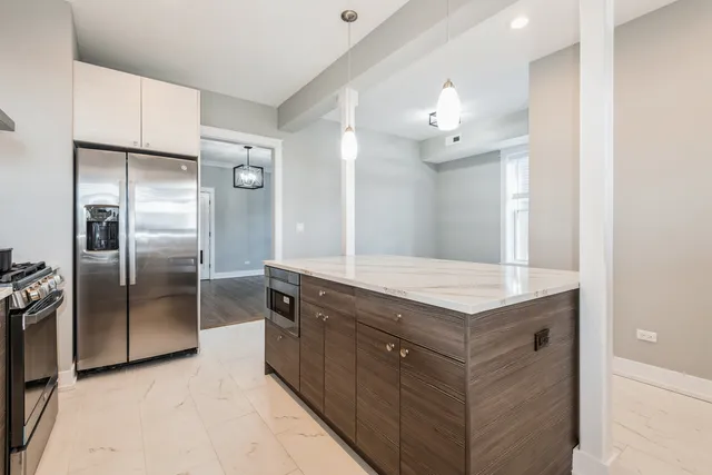 $2,350,000 | 1535 West Estes Avenue, Chicago, IL 60626