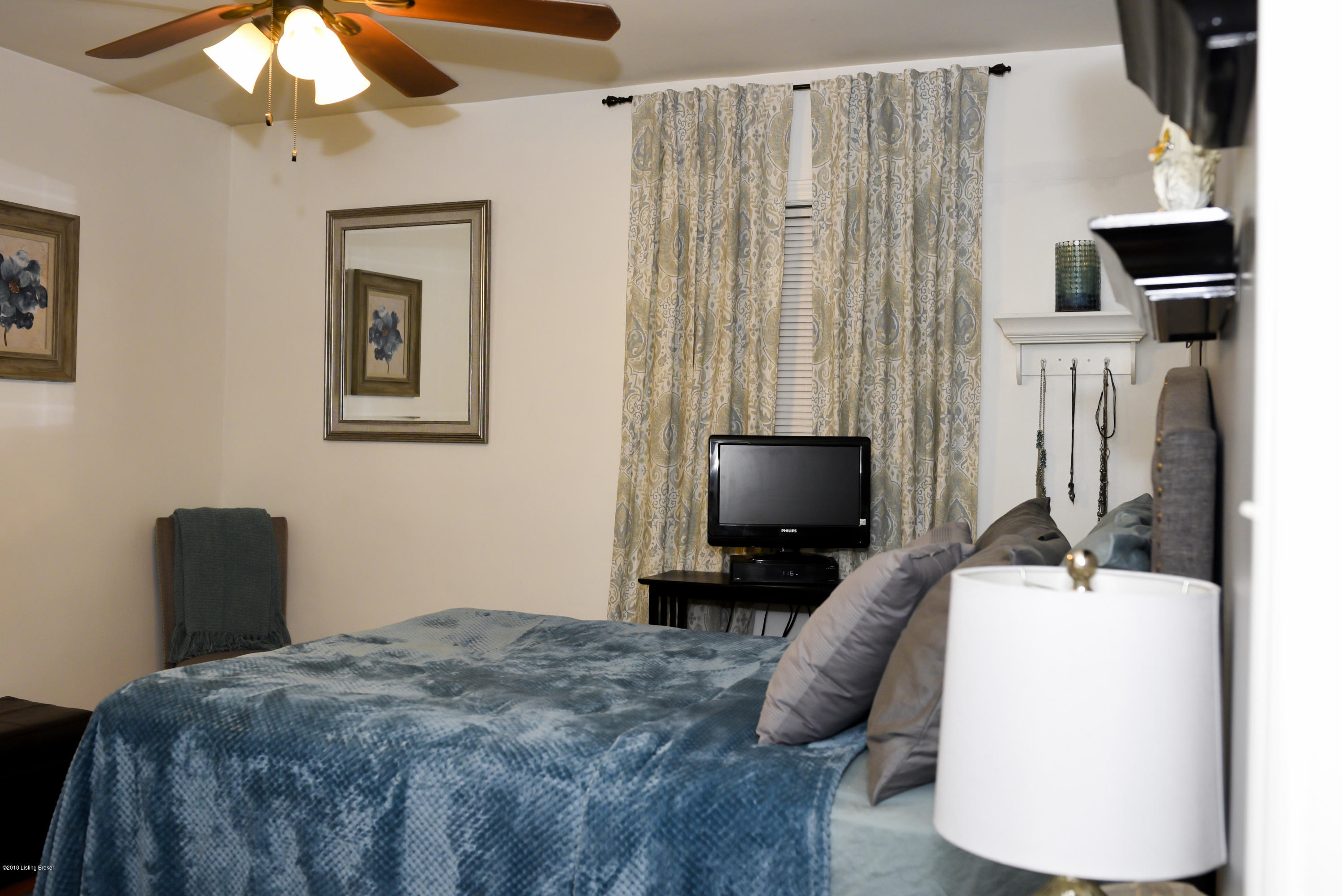 8200 Virginia Road Louisville, KY 40258 - Photo 29 of 50 Master bedroom