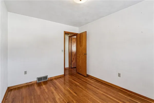 $271,000 | 43 Circle Drive, Beaver, PA 15009