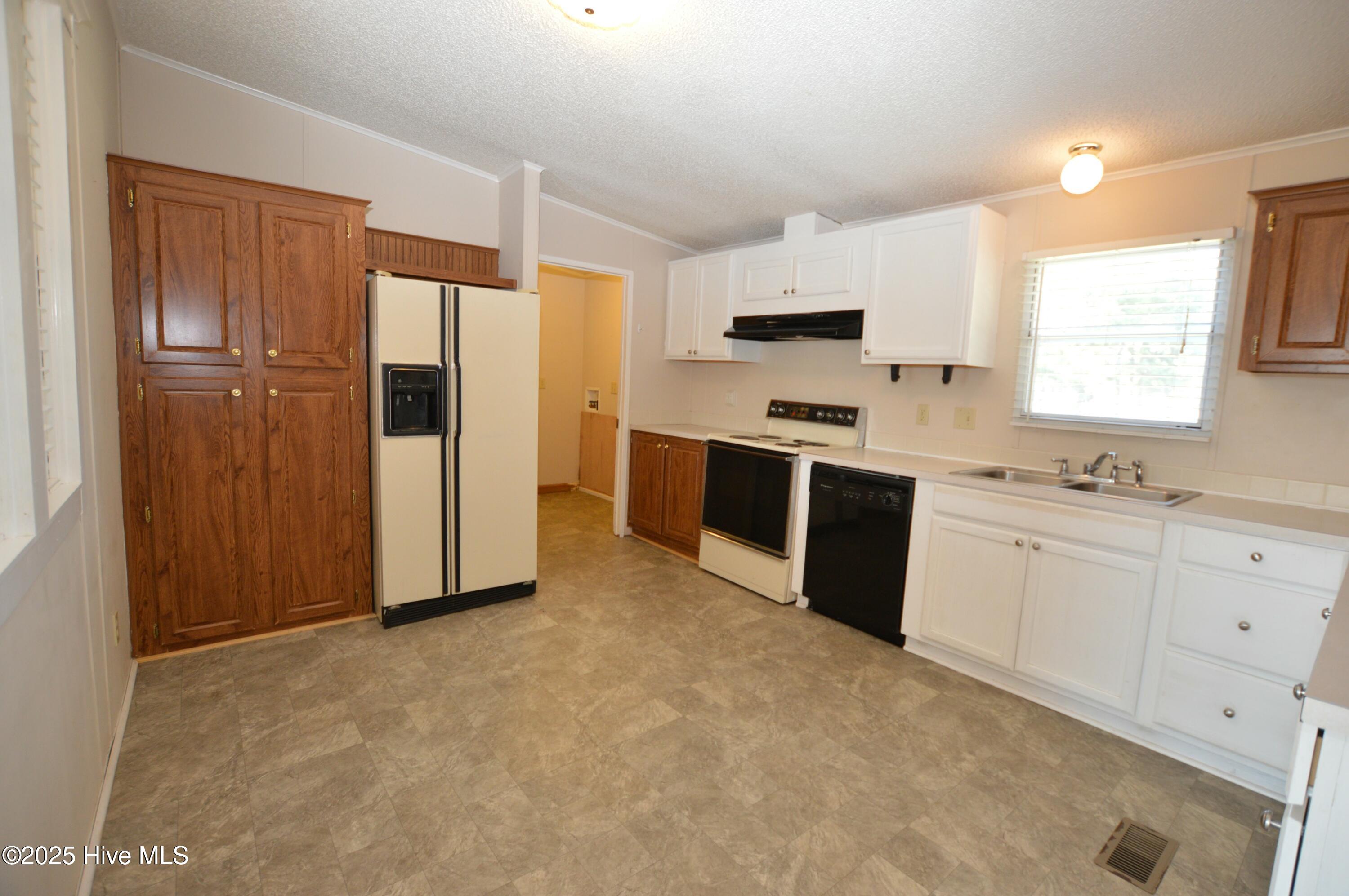 531 Cedar Fork Road Beulaville, NC 28518 - Photo 6 of 23 tempImageZewFPi