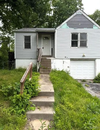 $39,900 | 2419 Henral Court, St. Louis, MO 63136