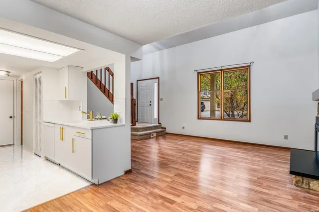 $189,900 | 4225 Crofton Court, Fort Wayne, IN 46835