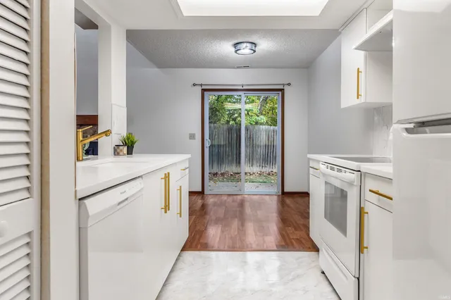 $189,900 | 4225 Crofton Court, Fort Wayne, IN 46835