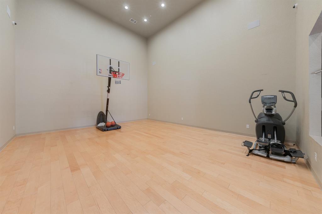 594 Turner Warnell Road Mansfield, TX 76063 - Photo 17 of 38 Indoor basketball court