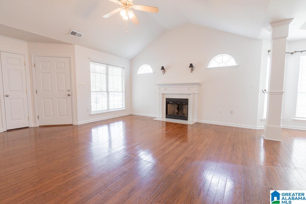 430 Midridge Lane Pelham, AL 35124 - Photo 5 of 24