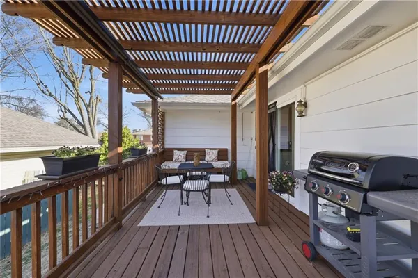 $318,000 | 6915 Northwest 79th Terrace, Kansas City, MO 64152