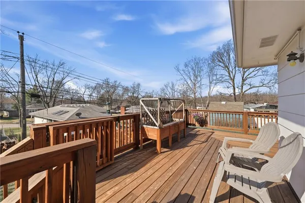 $318,000 | 6915 Northwest 79th Terrace, Kansas City, MO 64152