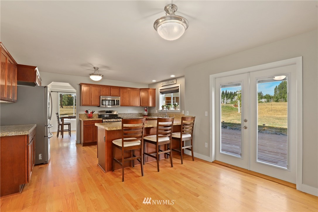360 Northeast Paulson Road Poulsbo, WA 98370 - Photo 12 of 40 Gallery Image 12