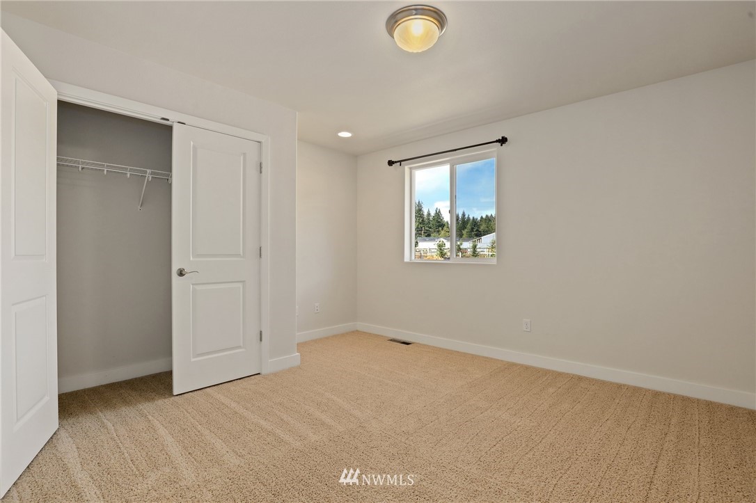 360 Northeast Paulson Road Poulsbo, WA 98370 - Photo 24 of 40 Gallery Image 24