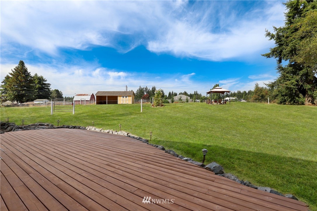 360 Northeast Paulson Road Poulsbo, WA 98370 - Photo 28 of 40 Gallery Image 28