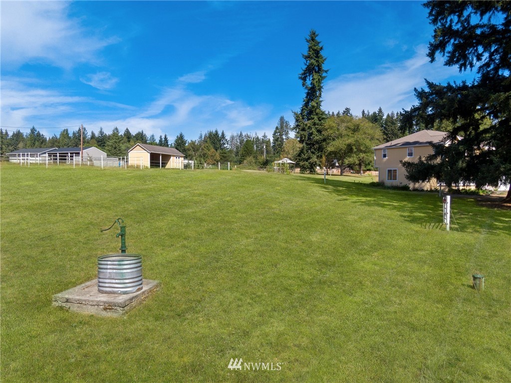 360 Northeast Paulson Road Poulsbo, WA 98370 - Photo 38 of 40 Gallery Image 38