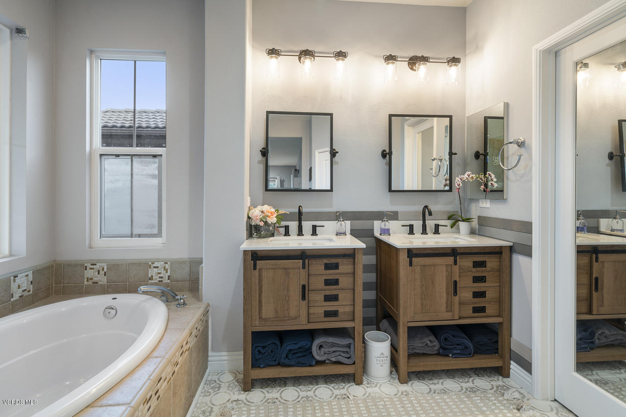 102 Park Hill Road Simi Valley, CA 93065 - Photo 22 of 31 _DSC5436