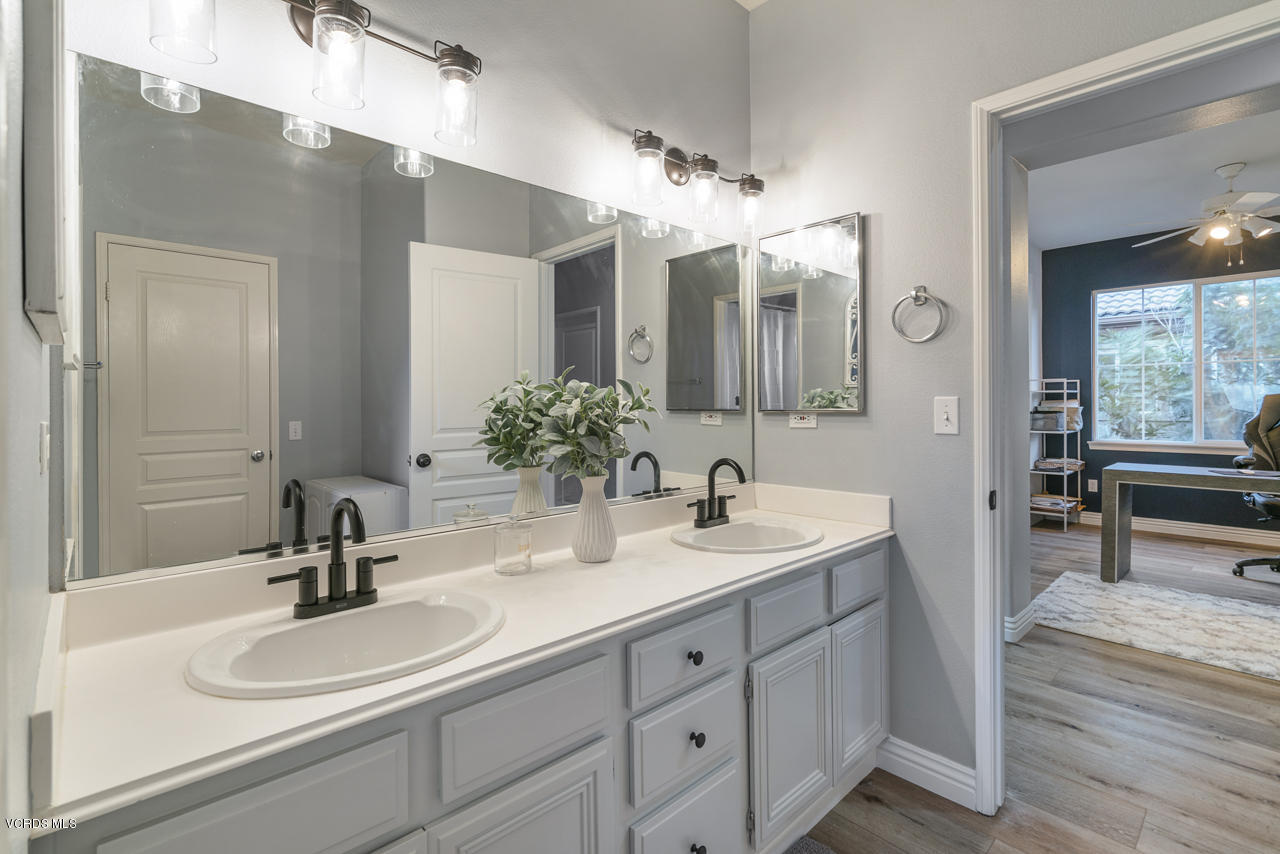 102 Park Hill Road Simi Valley, CA 93065 - Photo 25 of 31 _DSC5445