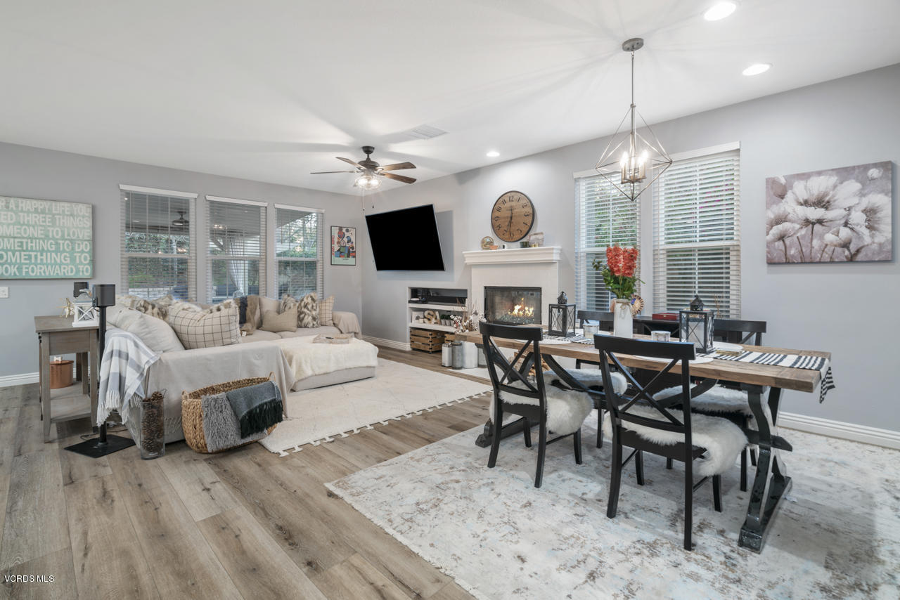 102 Park Hill Road Simi Valley, CA 93065 - Photo 7 of 31 _DSC5382