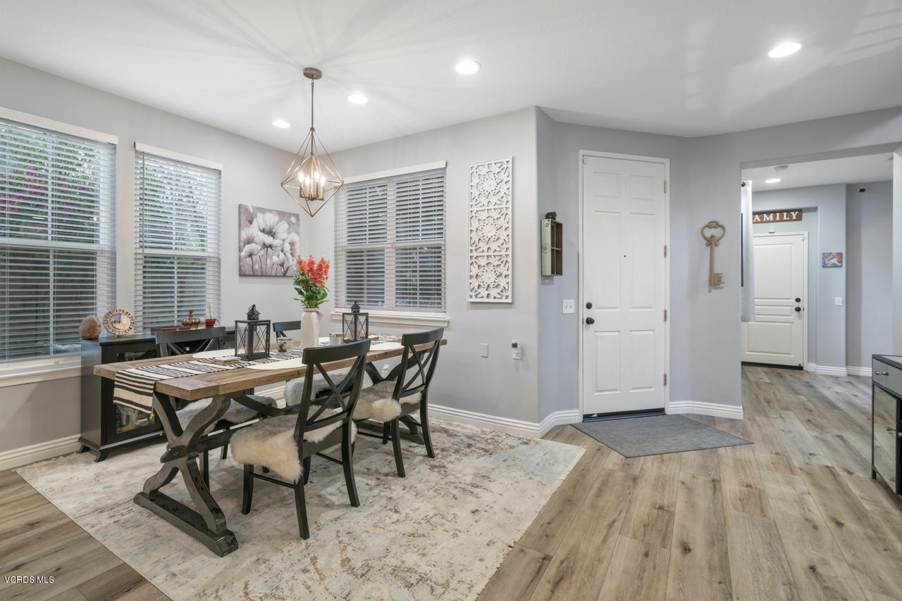 102 Park Hill Road Simi Valley, CA 93065 - Photo 8 of 31 _DSC5385