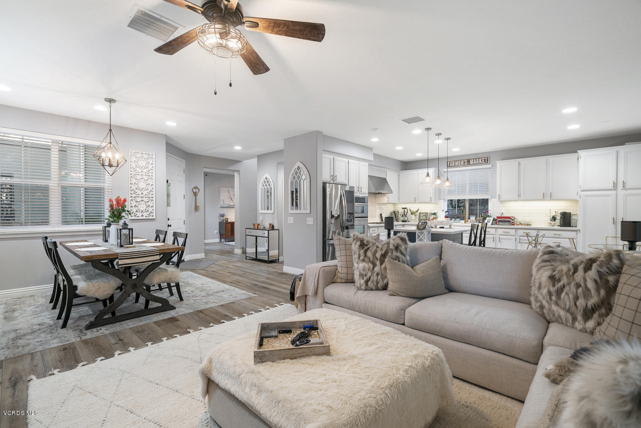 102 Park Hill Road Simi Valley, CA 93065 - Photo 10 of 31 _DSC5391