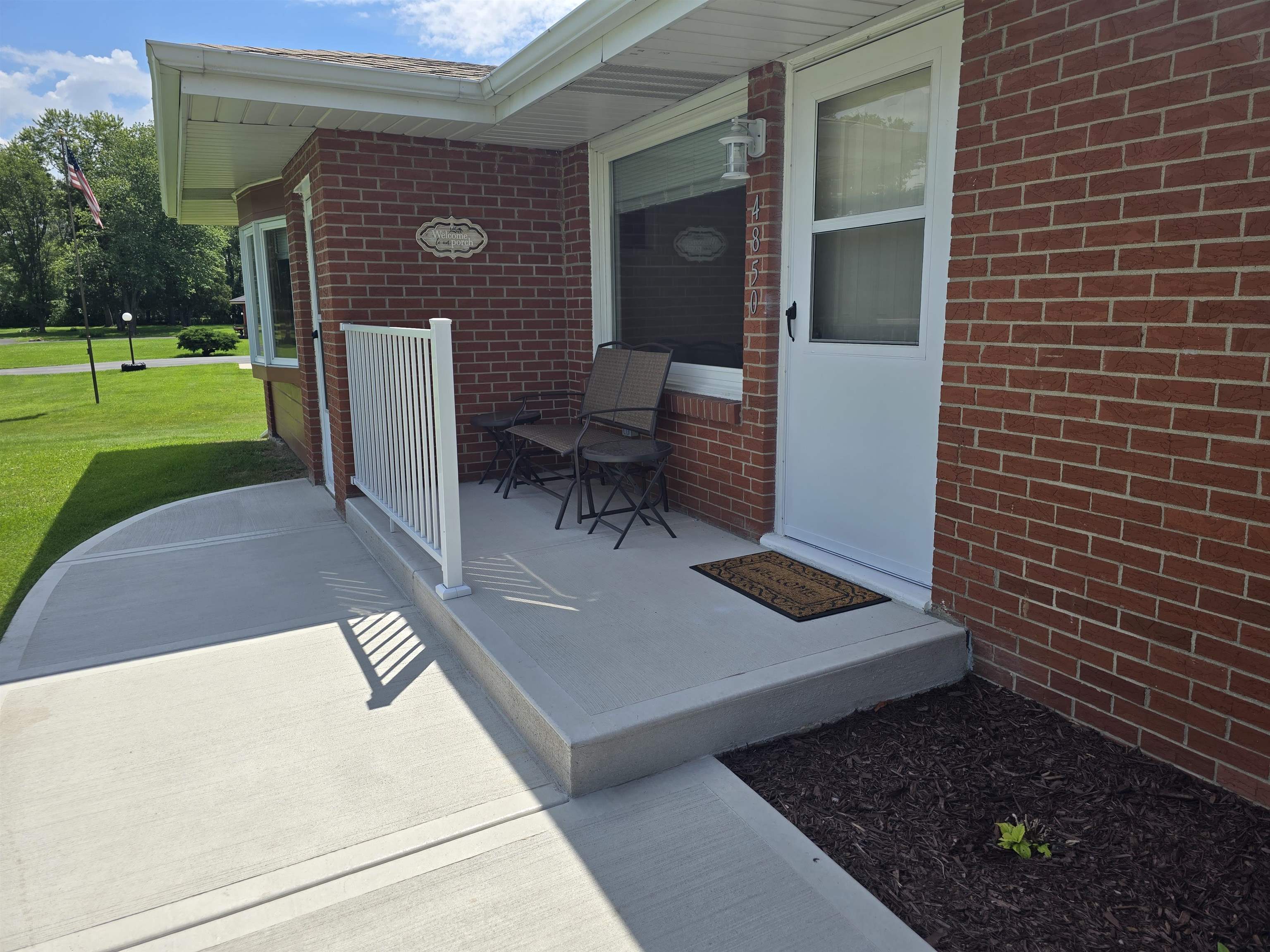 4850 Fielding Road Rockford, IL 61102 - Photo 3 of 52