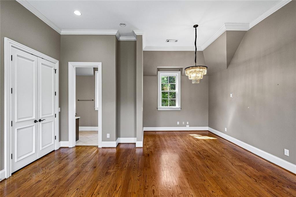 453 Londonberry Road Northwest Atlanta, GA 30327 - Photo 13 of 43 Gallery Image 13