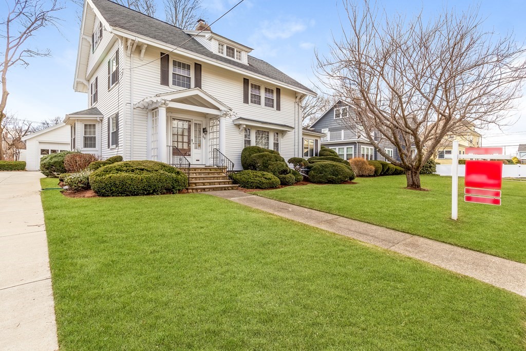 60 Garfield Road Melrose, MA 02176 - Photo 3 of 30 Gallery Image 3