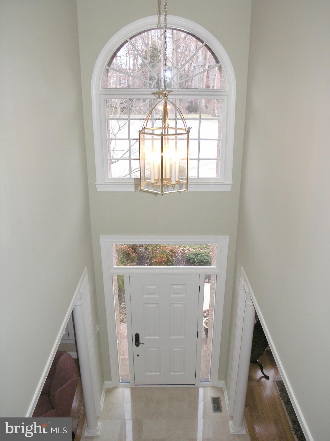 11256 Center Harbor Road Reston, VA 20194 - Photo 7 of 14 Foyer down