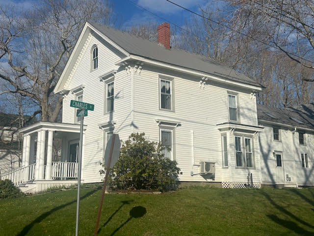 41 Grove Street Belfast, ME 04915 - Photo 2 of 61 unnamed - 2026-05-04T145053.579