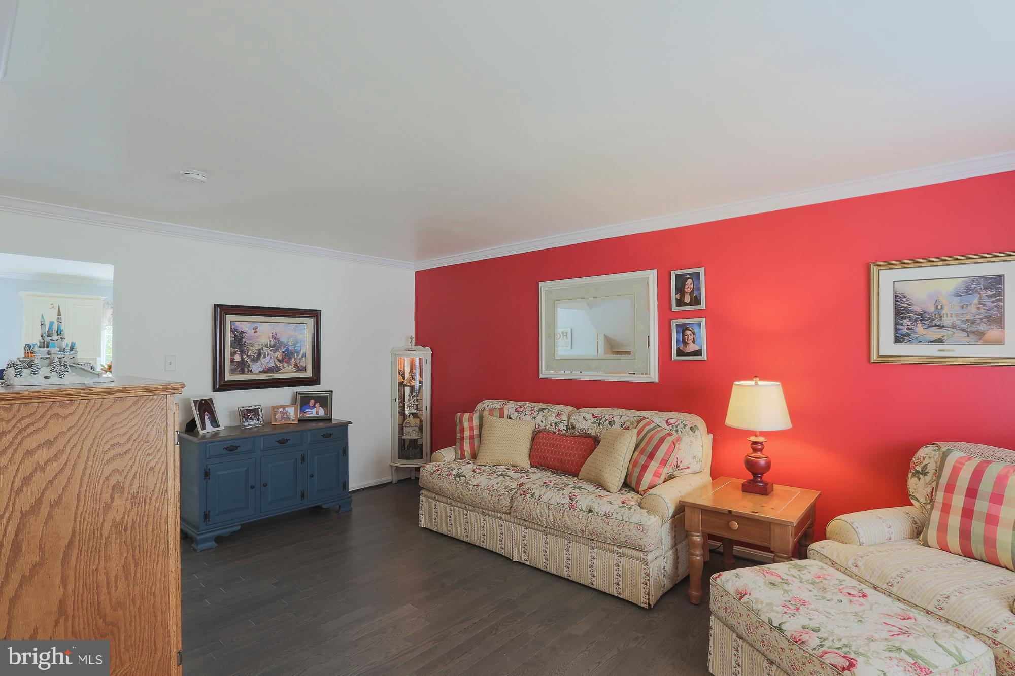 4426 Cole Farm Road Baltimore, MD 21236 - Photo 5 of 29 Living Room
