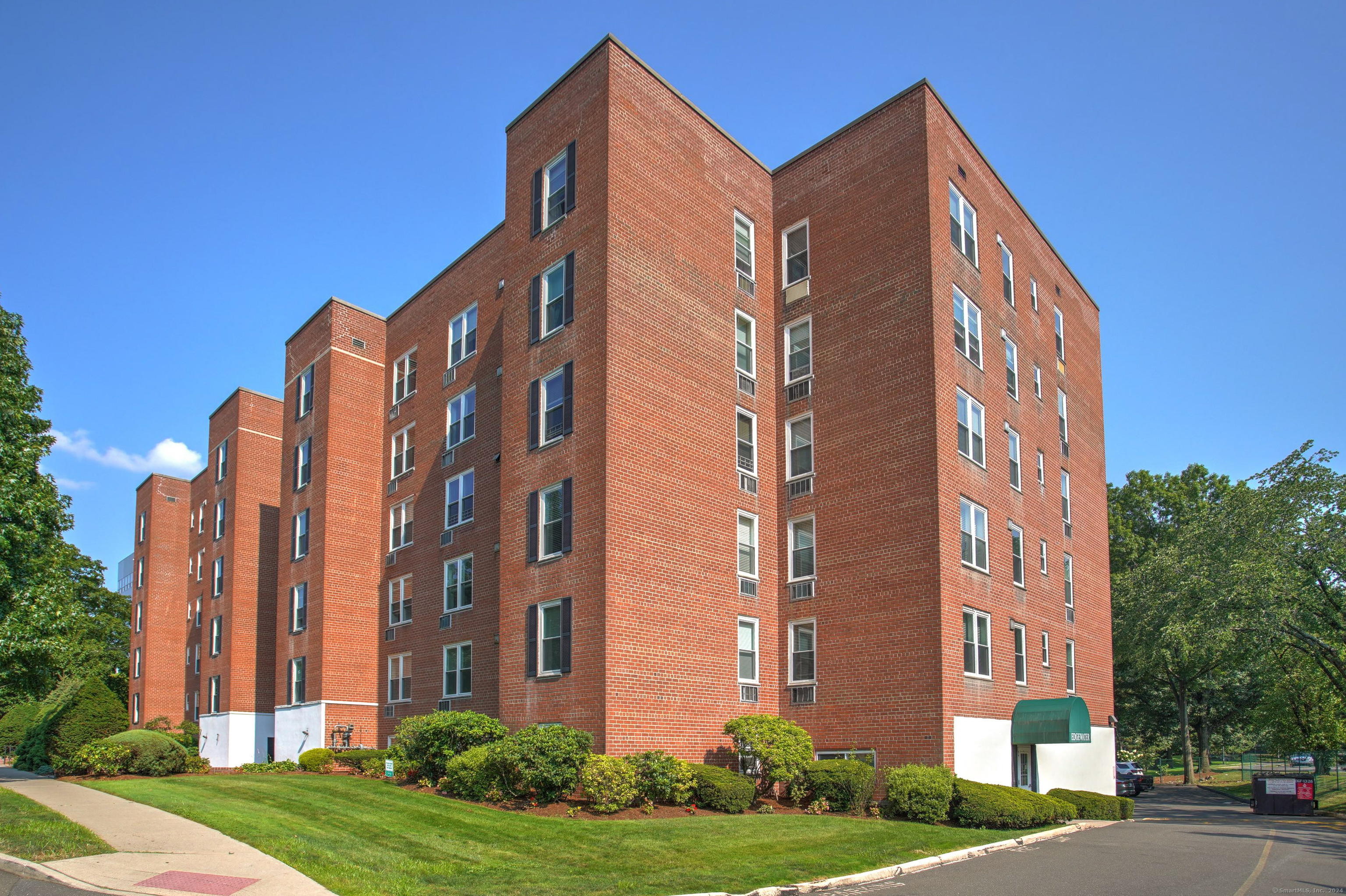 7 4th Street, Unit 5F Stamford, CT 06905 - Photo 24 of 33