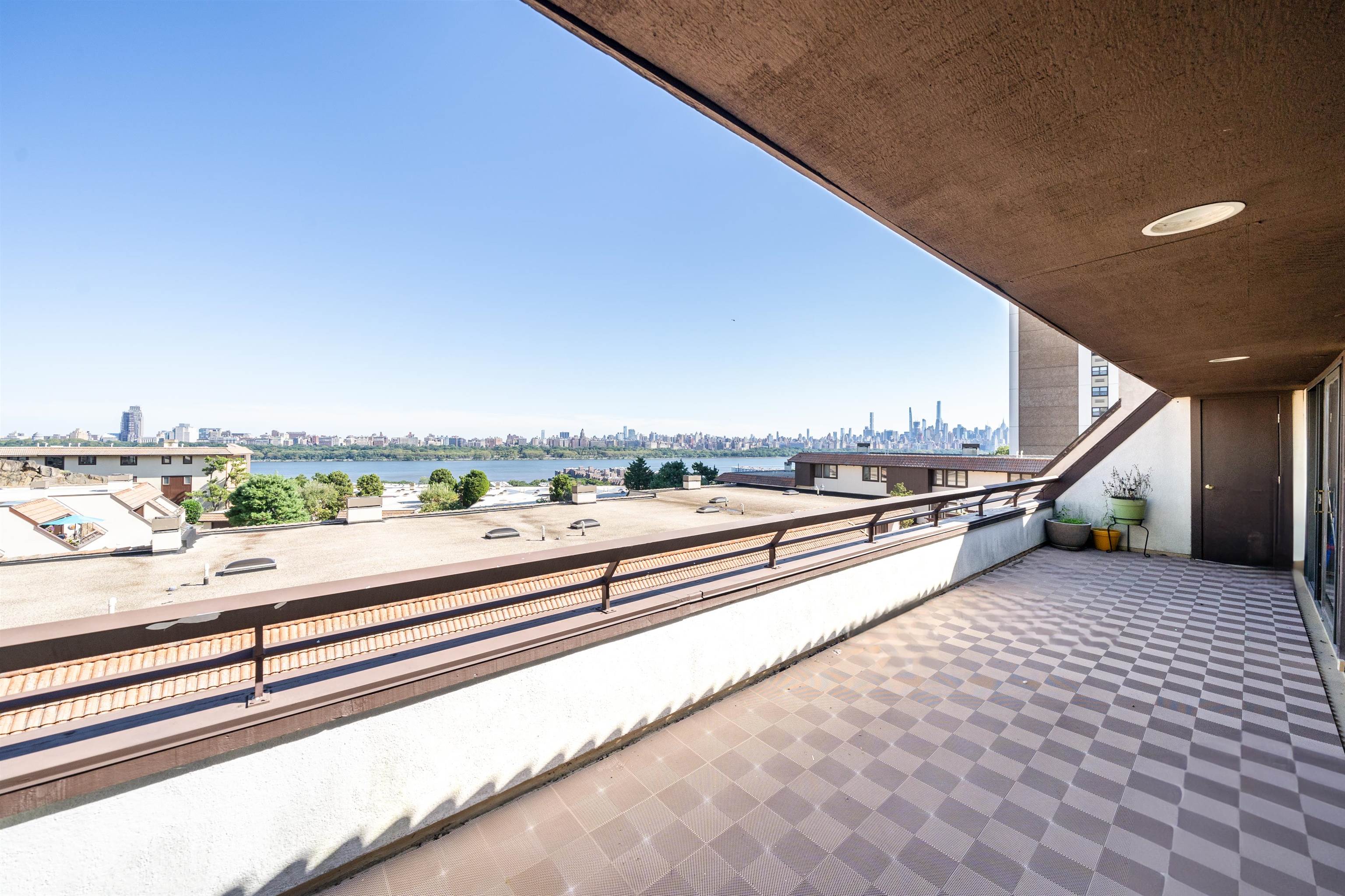 300 Gorge Road, Unit 59 Cliffside Park, NJ 07010 - Photo 10 of 14 a view of a terrace