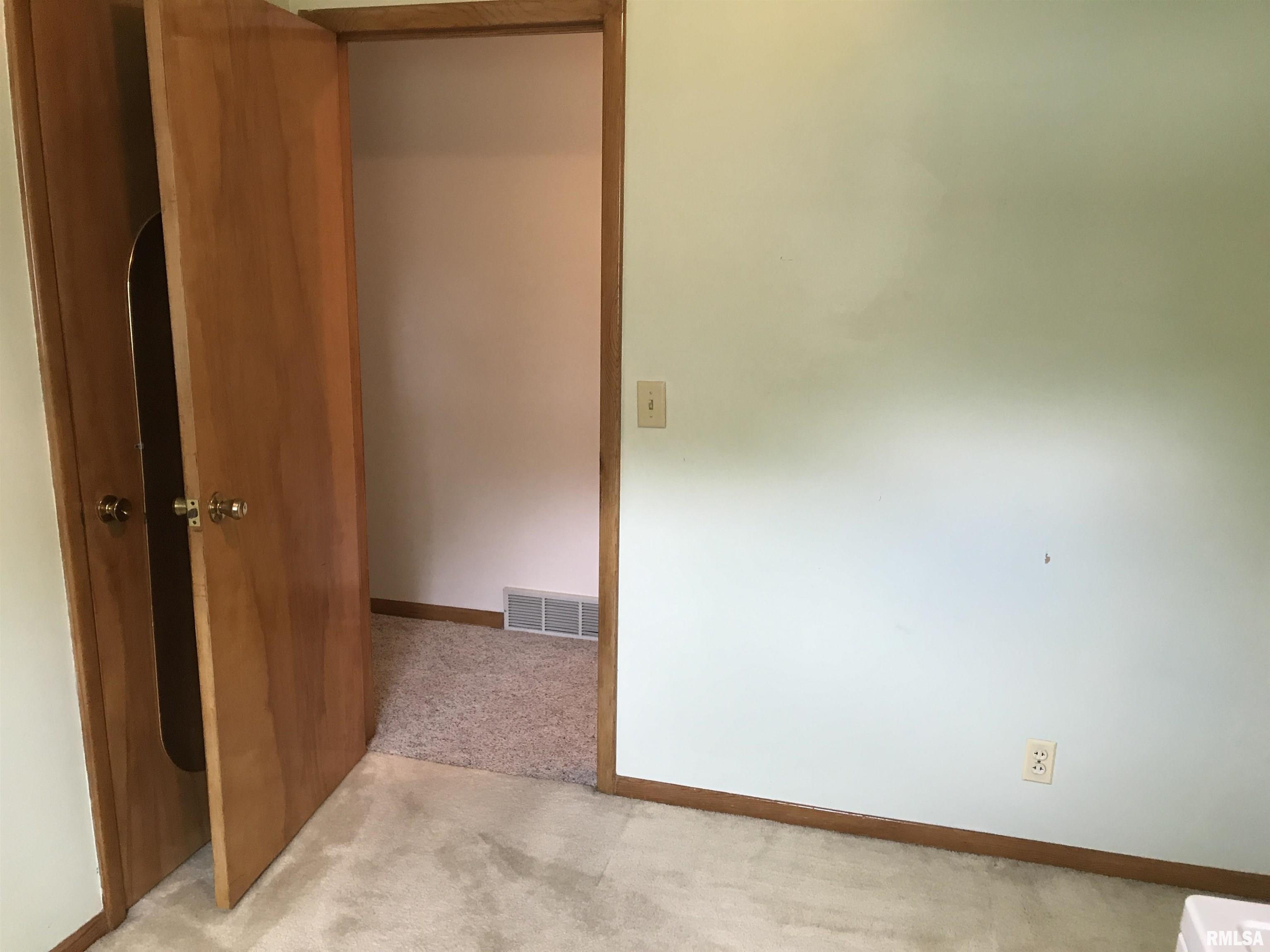 817 Harrison Street Kewanee, IL 61443 - Photo 17 of 29