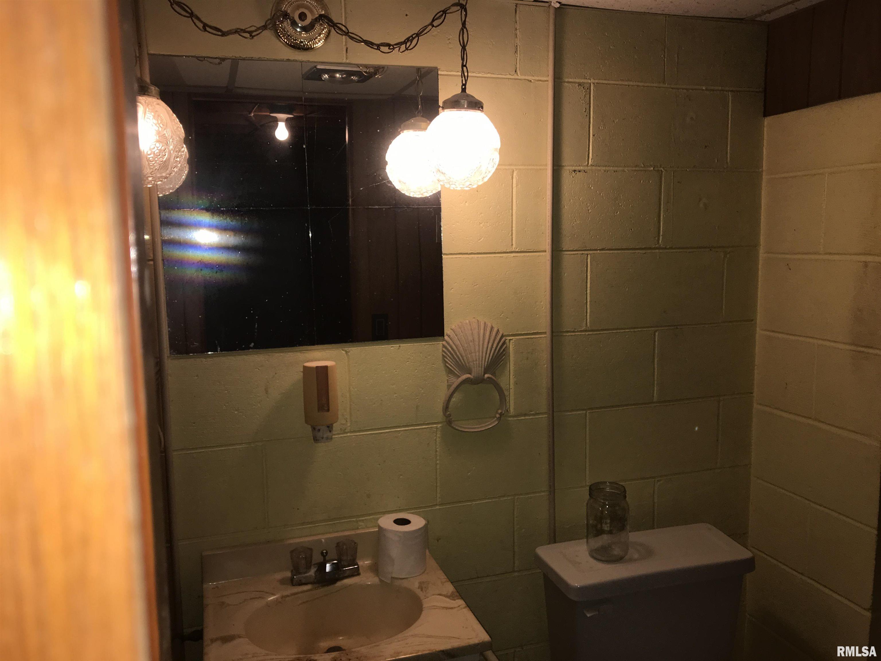 817 Harrison Street Kewanee, IL 61443 - Photo 24 of 29