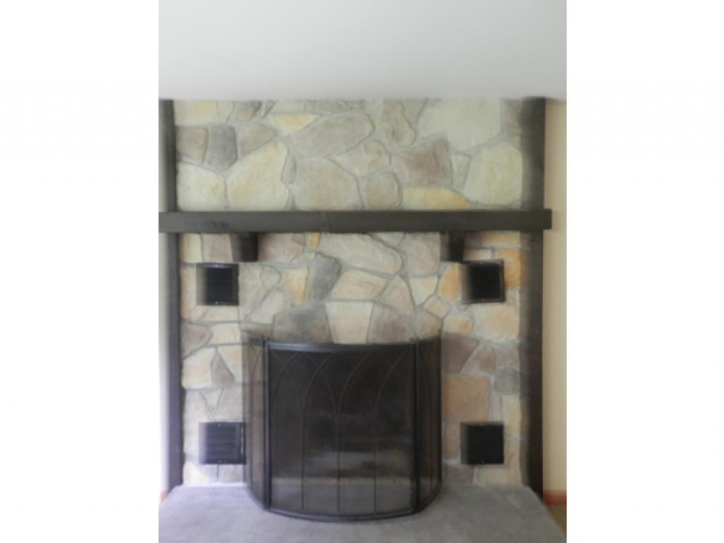 236 Brickett Road Manchester, NH 03109 - Photo 4 of 19