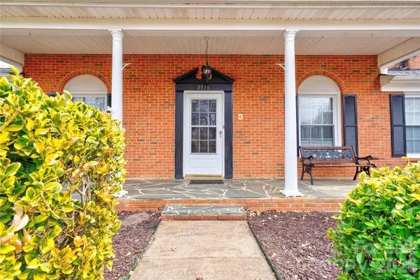 $325,000 | 1516 Marlwood Drive, Shelby, NC 28150