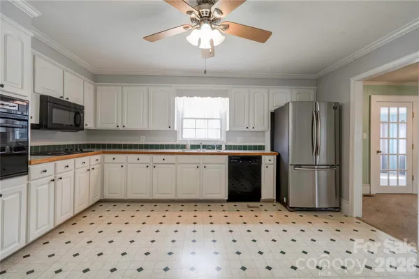 $325,000 | 1516 Marlwood Drive, Shelby, NC 28150